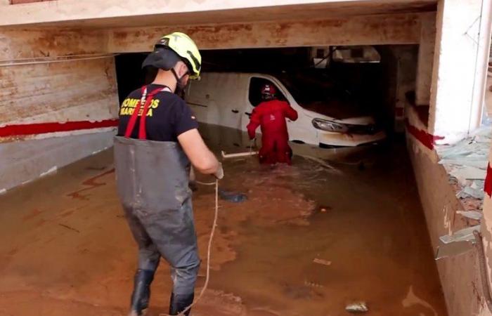 Alluvioni in Spagna: il parcheggio del centro commerciale Bonaire, definito un “cimitero”, sarebbe “praticamente vuoto”, resta l'incertezza