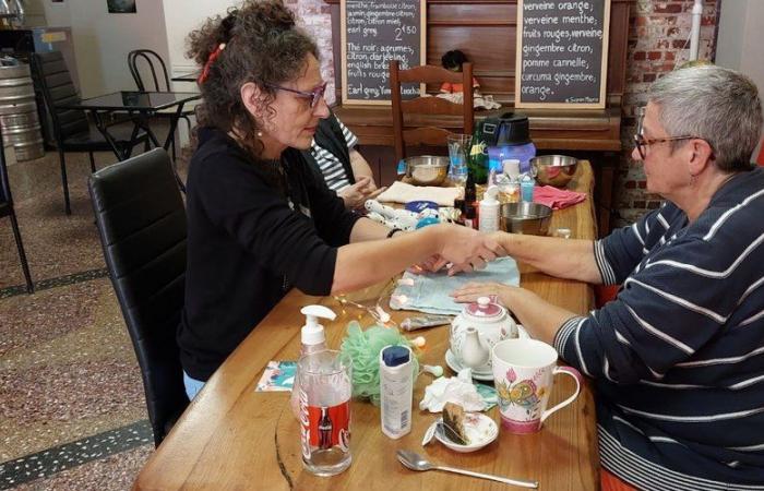 Piacere. Un momento per te stesso al France Alzheimer's Memory Café