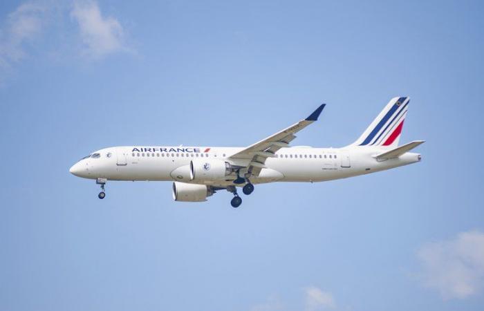 Dopo aver osservato un “oggetto luminoso” sopra il Sudan, Air France annuncia di sospendere i voli sul Mar Rosso “fino a nuovo avviso”