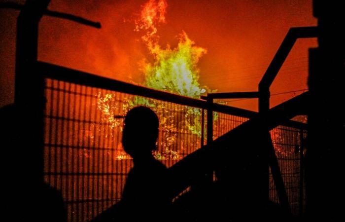 Sei veicoli bruciati nella notte di Halloween