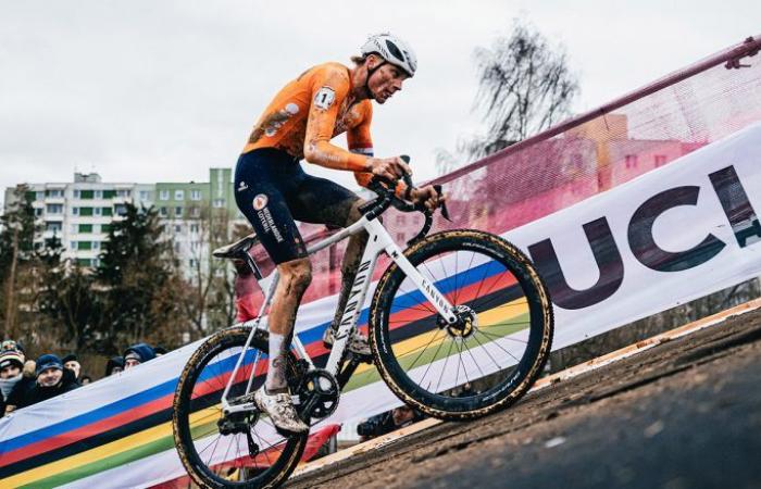 Ciclismo. Ciclocross – Van der Poel indietro… niente di concreto secondo il suo preparatore