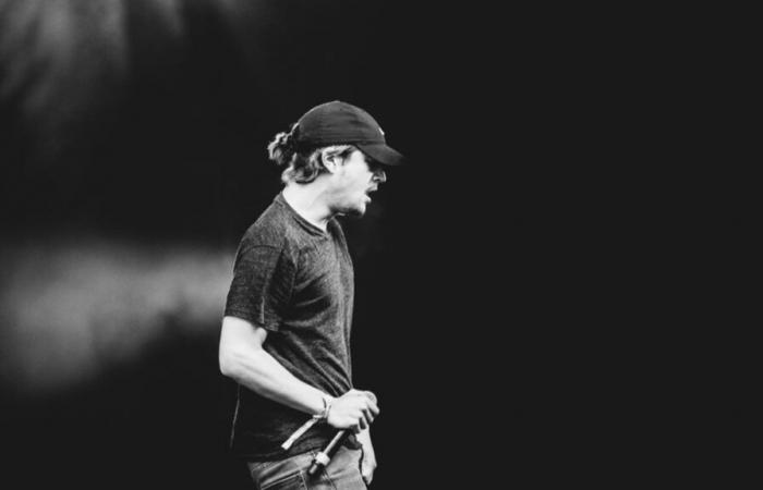 Nekfeu accusato di violenza domestica e stupro