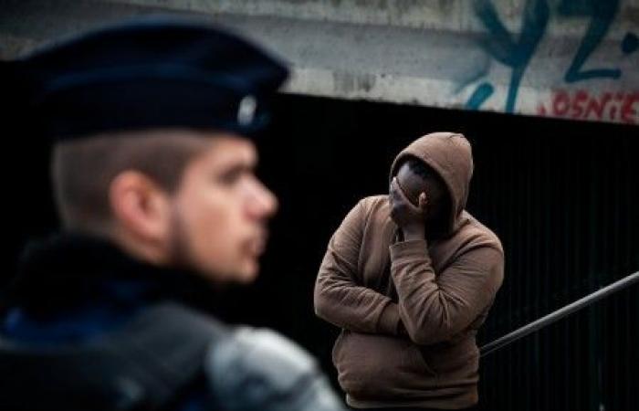 20.000 persone espulse dall'Île-de-France