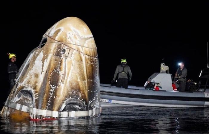 L'astronauta della NASA rimane in ospedale dopo essere tornato dallo spazio