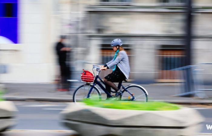 Perché è così difficile andare in bicicletta nella periferia di Parigi?