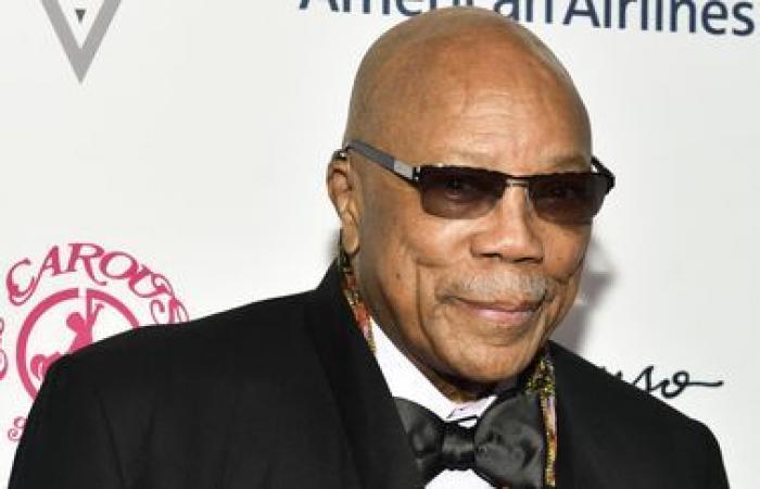 È morto all'età di 91 anni il leggendario musicista e produttore americano Quincy Jones, noto soprattutto per aver lavorato con Michael Jackson e Frank Sinatra