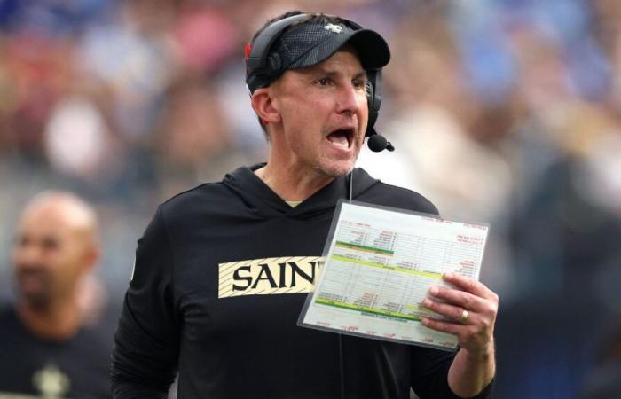 L'allenatore dei Saints Fire Dennis Allen dopo la settima sconfitta consecutiva