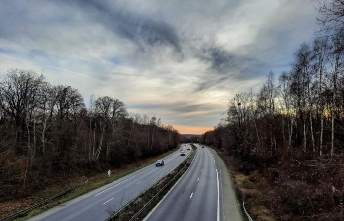 Lancio della velocità ridotta a 70 km/h sulla A86 e sulla A4 questo martedì: cosa c'è da sapere