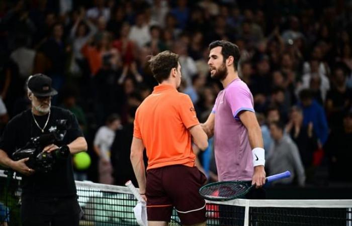 Ugo Humbert si scusa per il suo comportamento nei confronti di Karen Khachanov al Rolex Paris Masters