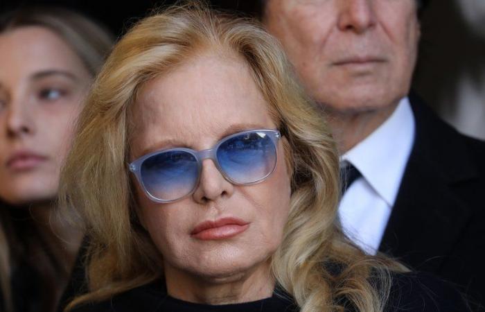 “Irrevocabile, sì”: l'iconica cantante Sylvie Vartan annuncia una notizia molto triste ai suoi fan