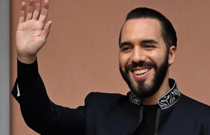 il presidente molto autoritario di El Salvador, Nayib Bukele, reagisce ad una dichiarazione di François Hollande