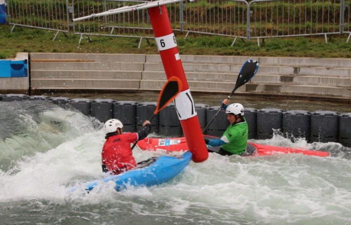 I campionati francesi di canoa-kayak inondano lo stadio nautico di Vaires-sur-Marne, nella Senna e Marna