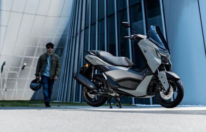 Un aggiornamento e una nuova versione per lo scooter urbano Yamaha NMax 125