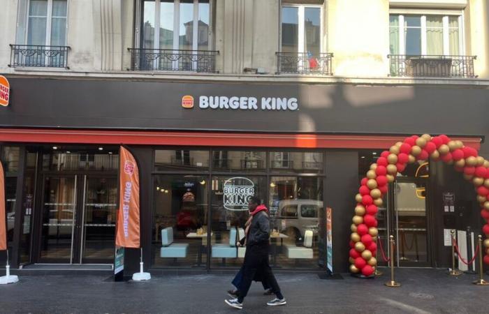 Come Burger King ha “negoziato” con i residenti e il municipio per stabilirsi in questa emblematica strada di Parigi