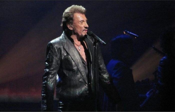 una leggendaria motocicletta di Johnny Hallyday messa all'asta da un collezionista