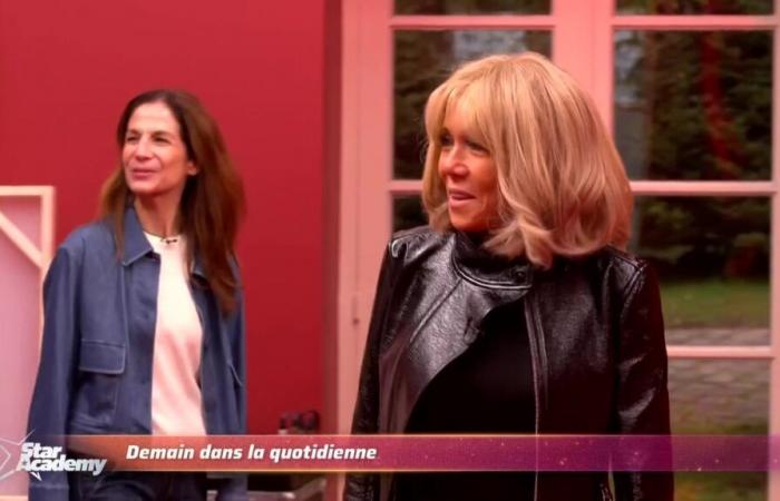 Brigitte Macron: ruba la luce agli studenti della Star Academy 2024 in un outfit casual in denim e pelle