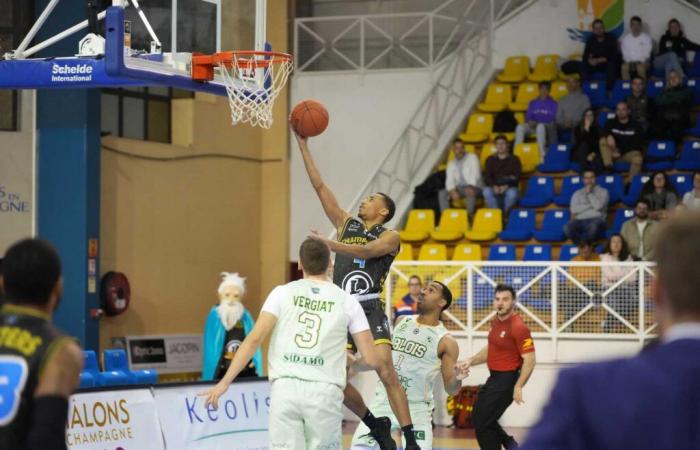 Blois può ringraziare per il finale assurdo della partita dello Champagne Basket, l'ALM Évreux si prende una boccata d'aria fresca