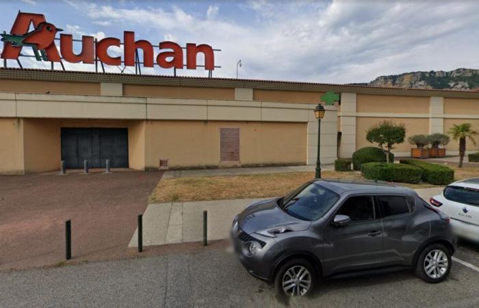 Tagli di posti di lavoro ad Auchan: colpito l'ipermercato Guilherand-Granges