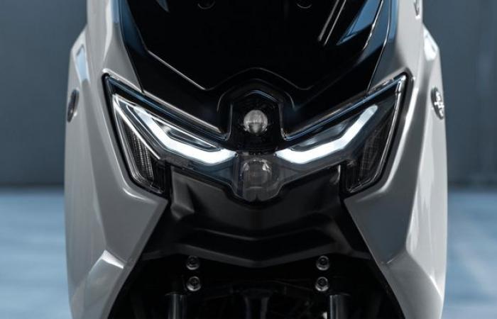 Un aggiornamento e una nuova versione per lo scooter urbano Yamaha NMax 125