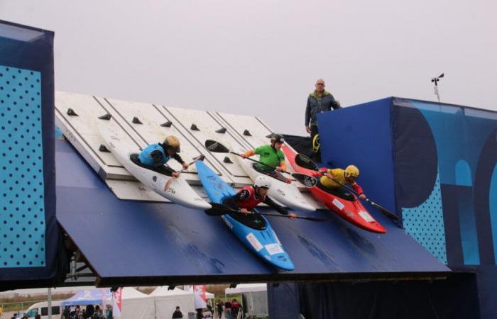 I campionati francesi di canoa-kayak inondano lo stadio nautico di Vaires-sur-Marne, nella Senna e Marna