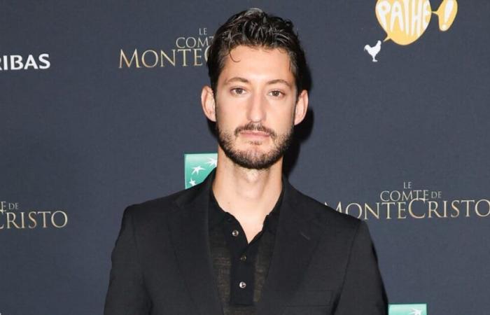 Pierre Niney, Natasha e le loro figlie in vacanza nel paese con la maggiore biodiversità per chilometro quadrato