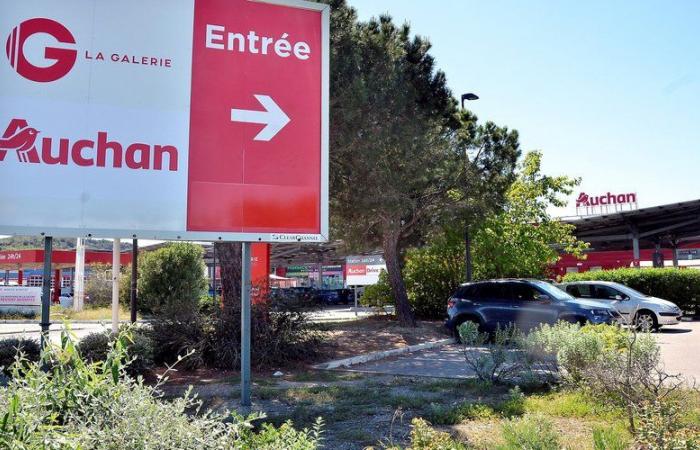 Un piano sociale in Auchan: 2.300 posizioni a rischio