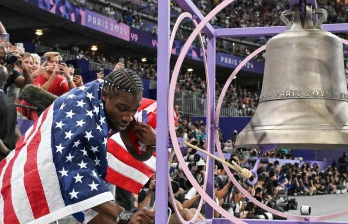 la campana dello Stade de France installata nella cattedrale di Notre-Dame