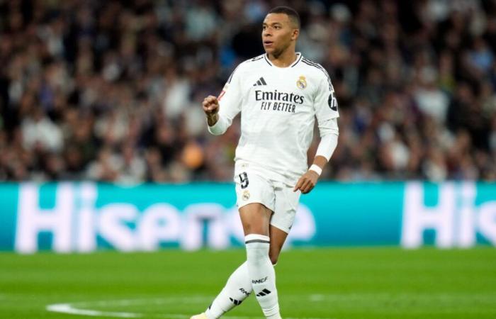 “Ogni volta che gioca in 9 con la selezione non va bene”, Benzema spiega le difficoltà di Mbappé in Spagna