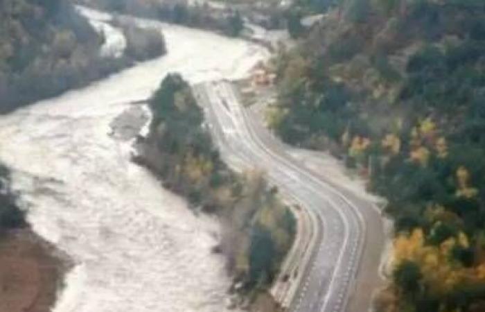 “Non abbiamo finito di correggere gli errori”: perché il Var è straripato durante l’alluvione del 1994 e a che punto sono i lavori