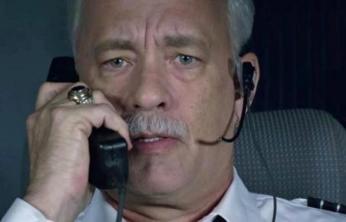 Tom Hanks dà la sua opinione sui film sui supereroi e sul loro interesse