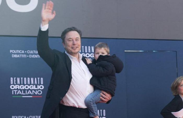 Elon Musk promette di acquistare due case per i suoi 11 figli e le due ex mogli