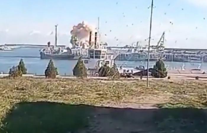 VIDEO. Guerra in Ucraina: base navale del Daghestan colpita per la prima volta, due navi missilistiche russe distrutte da un attacco di droni ucraini a 1.000 km dal fronte