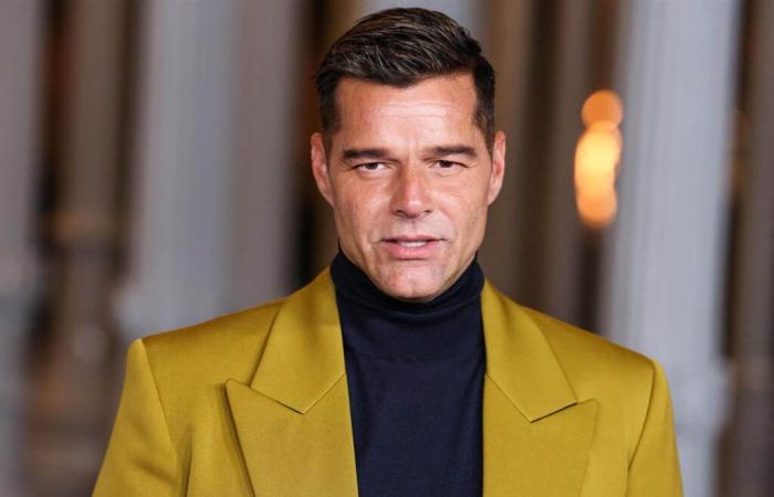 Ricky Martin fa una rara apparizione con i suoi gemelli sedicenni Matteo e Valentino… e sono diventati dei veri fusti!