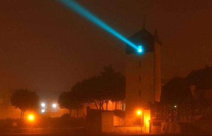 La Bretagna immersa nella nebbia, una città senza sole per una settimana!