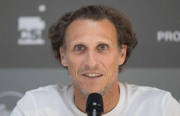 Calcio: “Niente da dimostrare”, giudica Diego Forlan prima del suo primo incontro di tennis da professionista