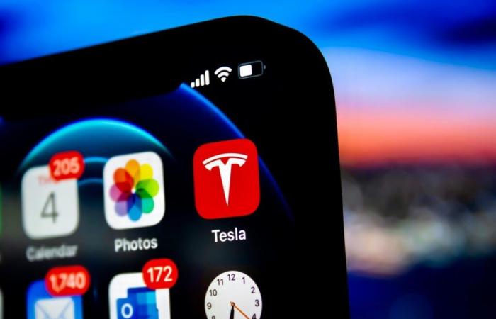 Lo smartphone Tesla potrebbe vedere la luce ad una condizione