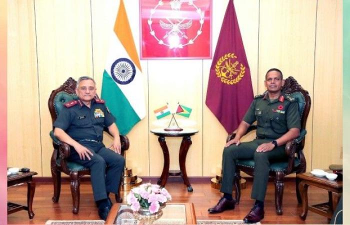 Il capo di stato maggiore della difesa della Guyana incontra l'alto comando della difesa indiana