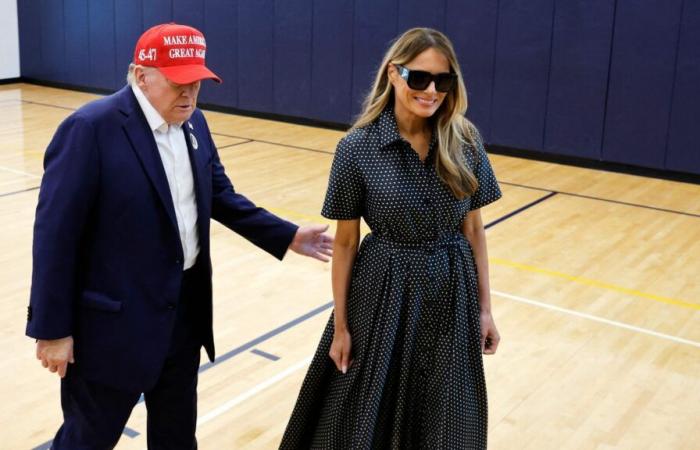 Trump ha assunto “Fake Melania” per accompagnarlo alle urne? I cospirazionisti sfrenati mettono fuori controllo una narrativa esilarante