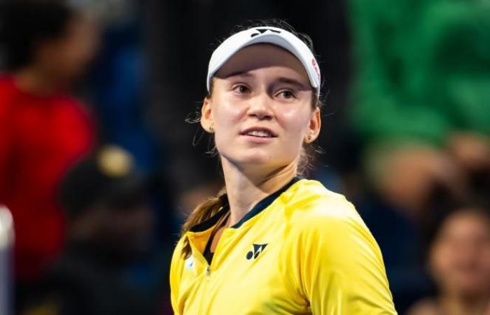 Chi è Elena Rybakina? Classifica, titoli, patrimonio netto e tutto da sapere sul prossimo avversario di Aryna Sabalenka