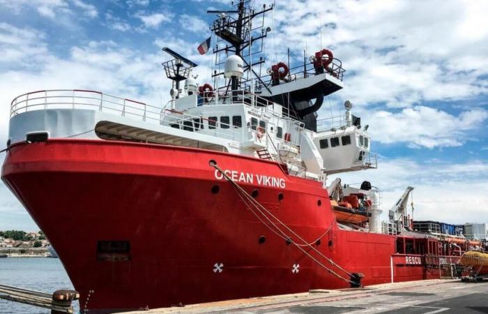 La Ocean Viking salva quasi 180 migranti durante due operazioni al largo delle coste della Libia e di Malta