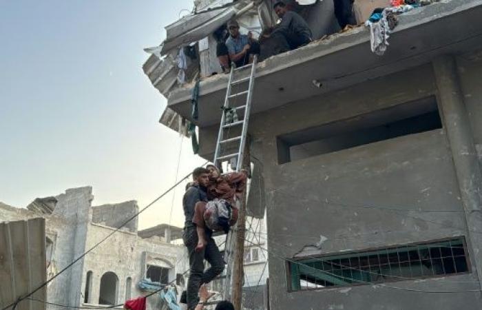 Almeno cinque caschi blu feriti in Libano dove Israele intensifica gli attacchi