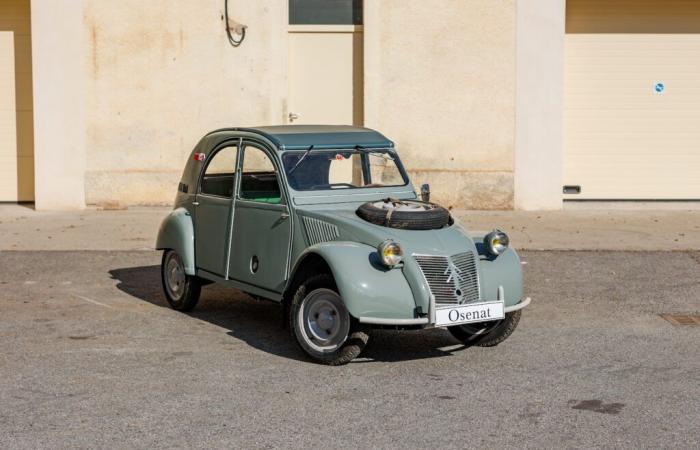 All'asta una 2CV Sahara recentemente restaurata, il cui prezzo probabilmente raggiungerà nuove vette