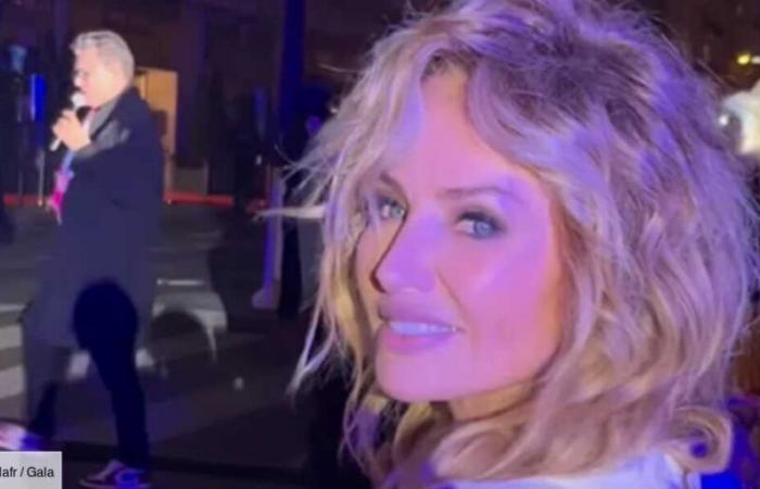 VIDEO GALA – Marc Lavoine mette in scena uno spettacolo a sorpresa nel cuore di Parigi, Adriana Karembeu vista tra il pubblico con le stelle negli occhi