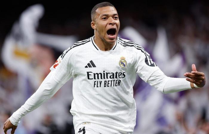 Kylian Mbappé riceve una pugnalata alla schiena