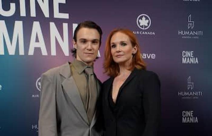 [PHOTOS] Julie Le Breton, Caroline Dhavernas, Mylène MacKay e molte altre alla première del film “Bergers” per il lancio di Cinemania