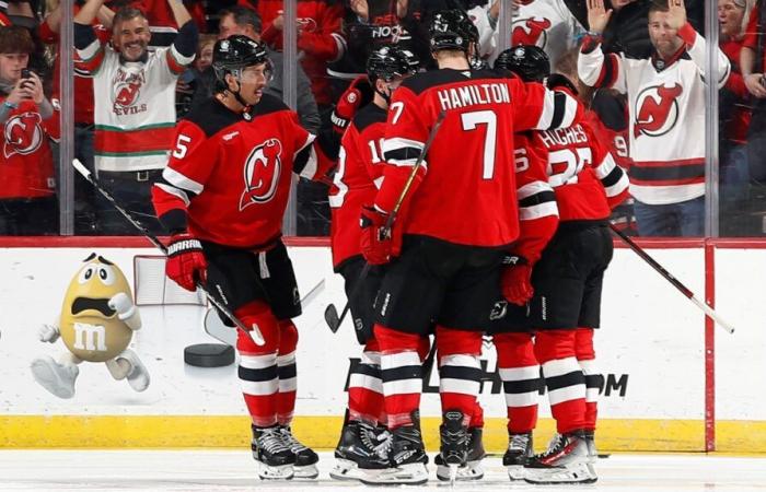 NHL: I Montreal Canadiens battuti 5-3 dai New Jersey Devils