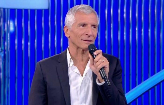 “Abbiamo ricevuto istruzioni da France 2…”: Nagui ride del disco di un maestro di Non dimenticare il testo (VIDEO)