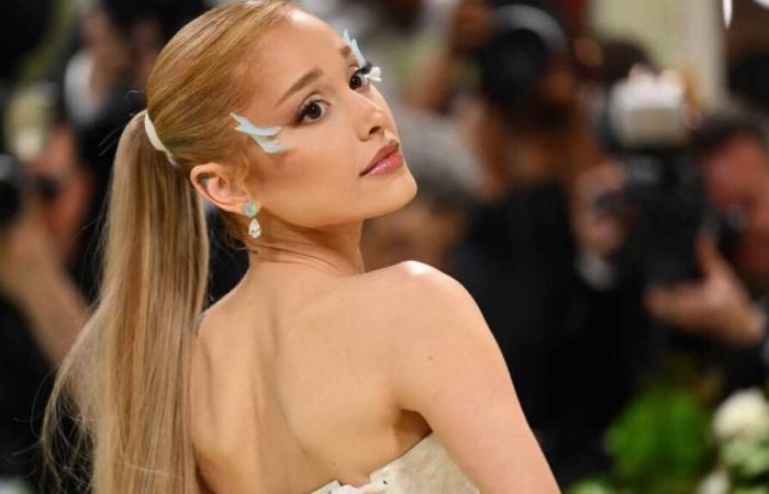 Ariana Grande annuncia un grande cambiamento nella sua carriera