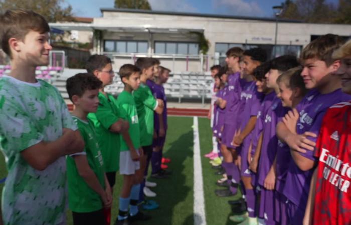 atmosfera divertente in questo villaggio al confine tra il Rodano e la Loira ma “dopo la partita, è ricard!”