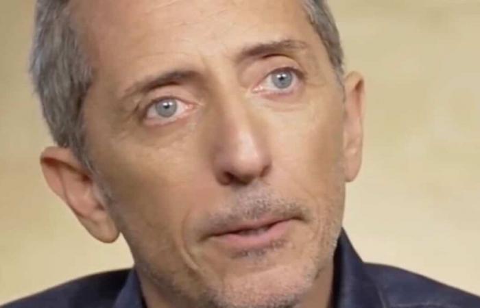 Gad Elmaleh ammette finalmente di aver plagiato i comici americani, ma “non quelli del Quebec”